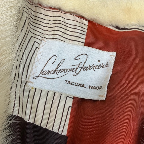 Vintage 1960s/70s leather and fur collared, lined trenchcoat XS/S USA made - Picture 3 of 10